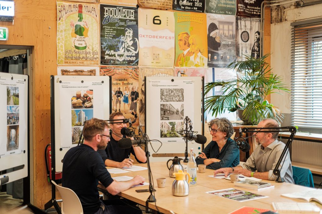 2023-09-21 Metropolitan club podcast_lowres-12-DSCF7911